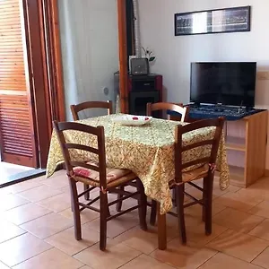 Marina Di Guest - Self Check-in - Iun R1646 Olbia